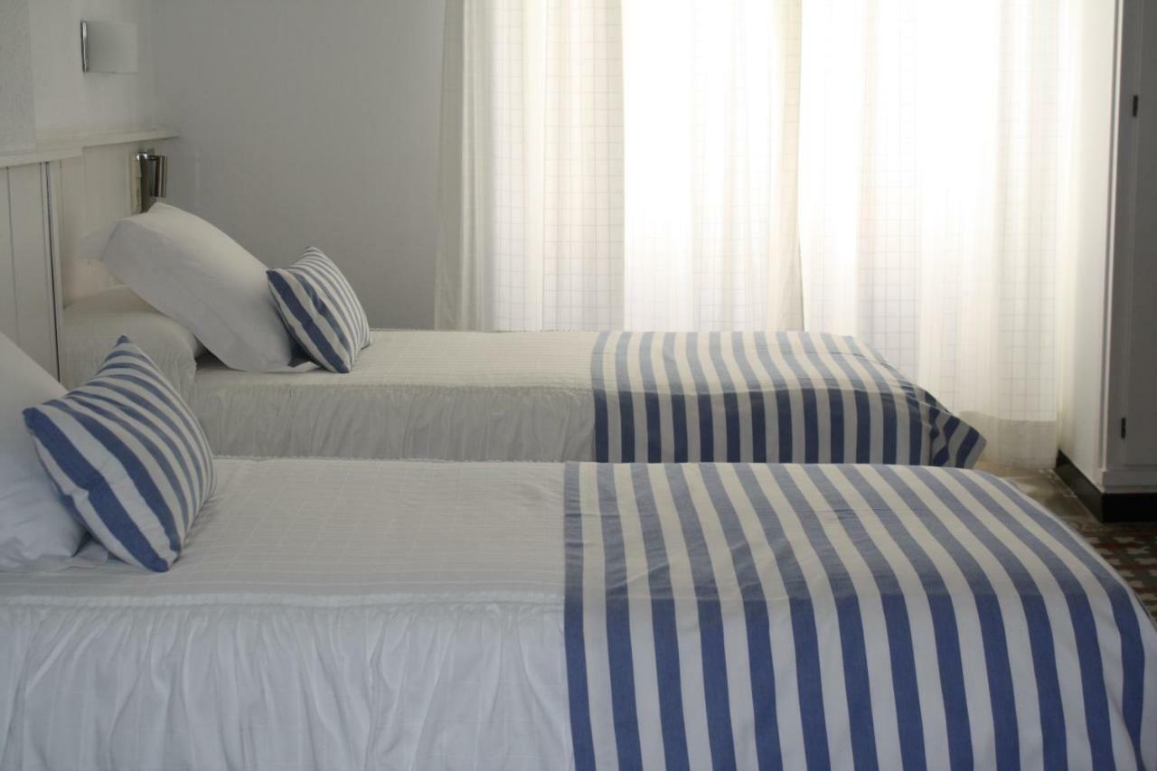 Hostal La Florida Llança Kültér fotó