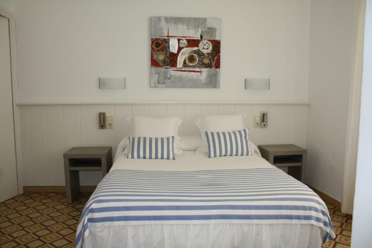 Hostal La Florida Llança Kültér fotó